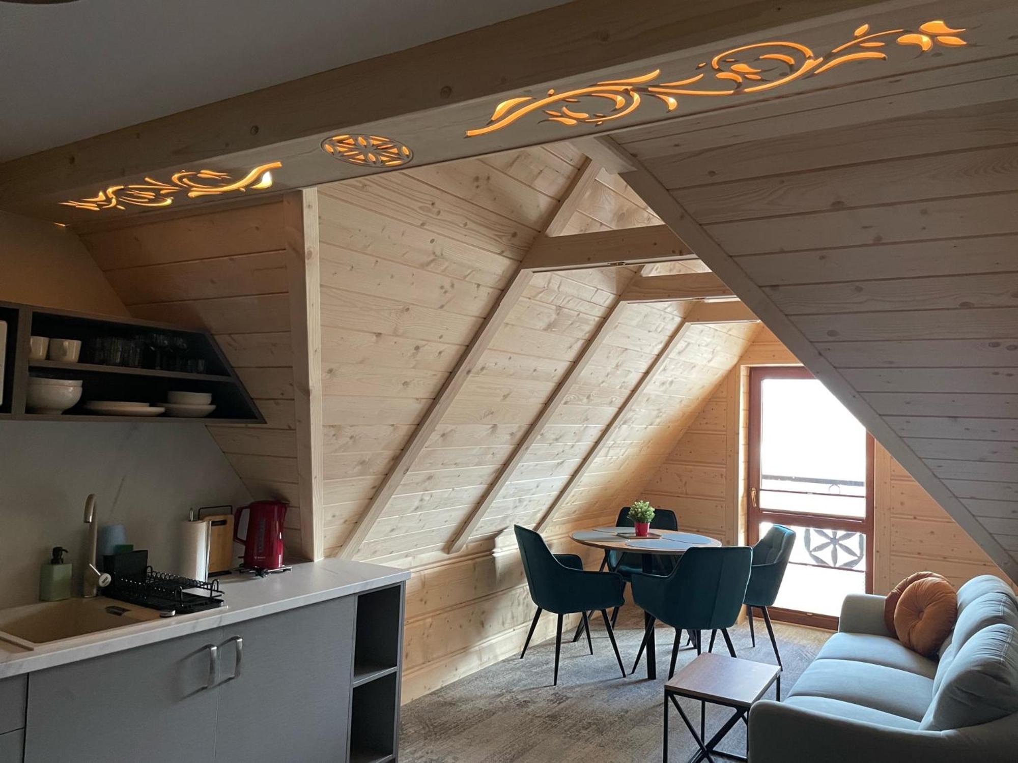 Willa Krolewska - Wellness Spa - Widokowe Pokoje I Apartamenty 考斯赛力克 客房 照片